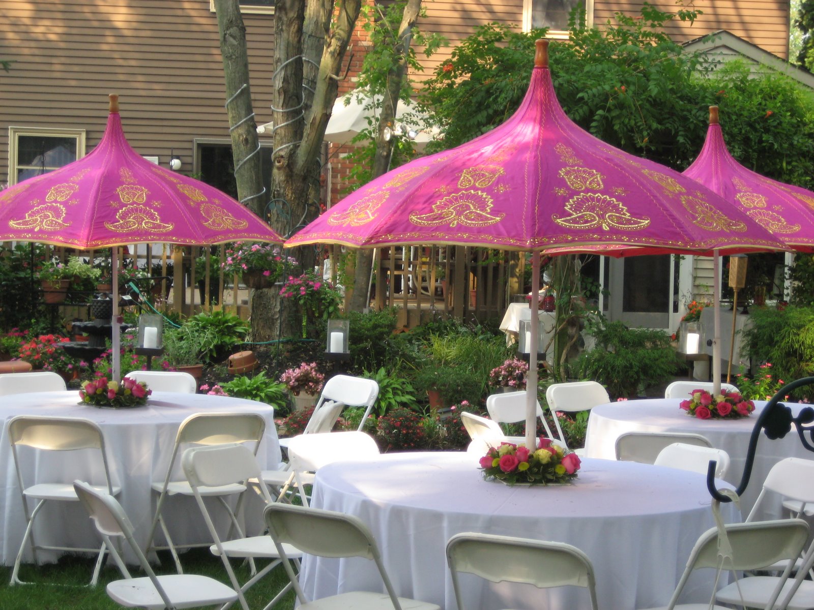 37 Table Decoration  Ideas For A Summer Garden Party  